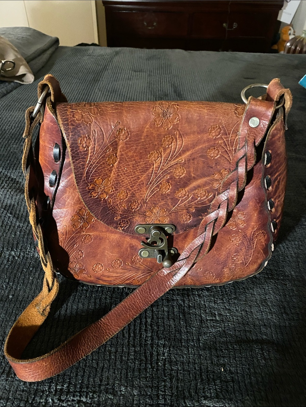 Vintage Brown Floral Tooled Leather Crossbody Bag
